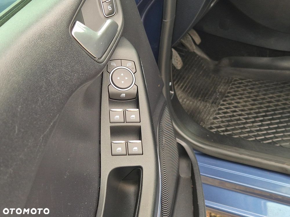 Ford Fiesta - 17