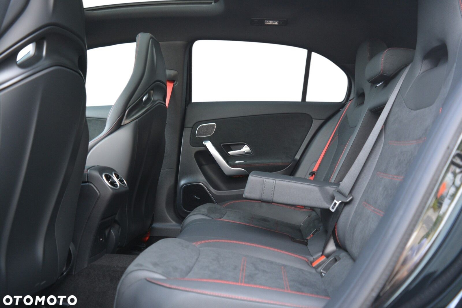 Mercedes-Benz Klasa A 45 S AMG 4-Matic 8G-DCT - 10