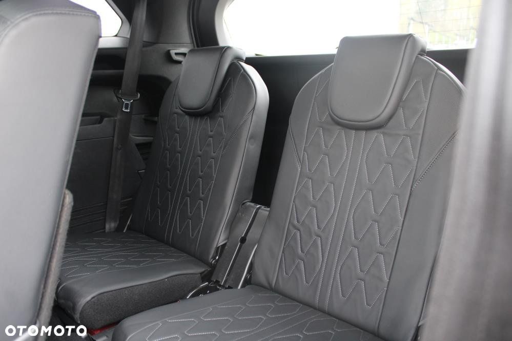 Peugeot 5008 - 13