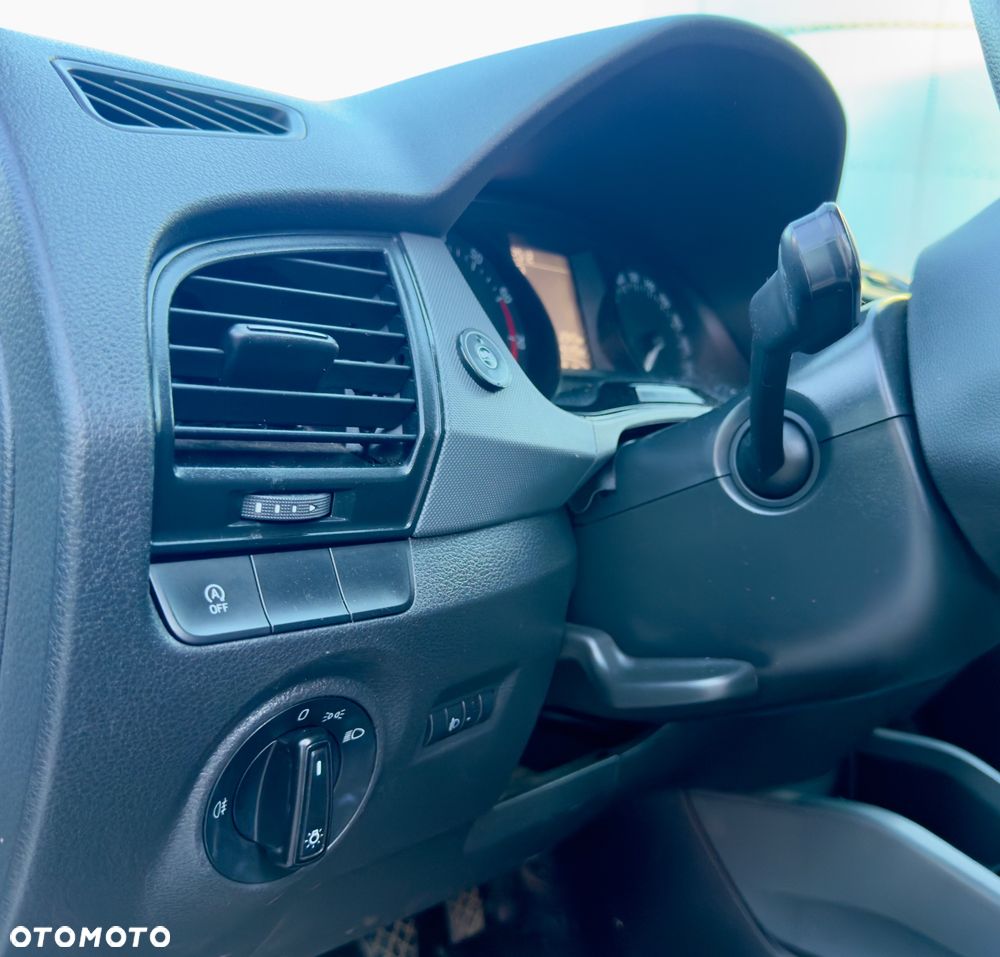 Skoda Fabia 1.2 TSI Active - 8