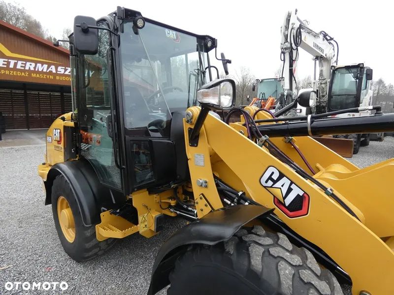 Caterpillar CAT 906M Z Niemiec / 2.942mth Serwis / Idealny / - 26