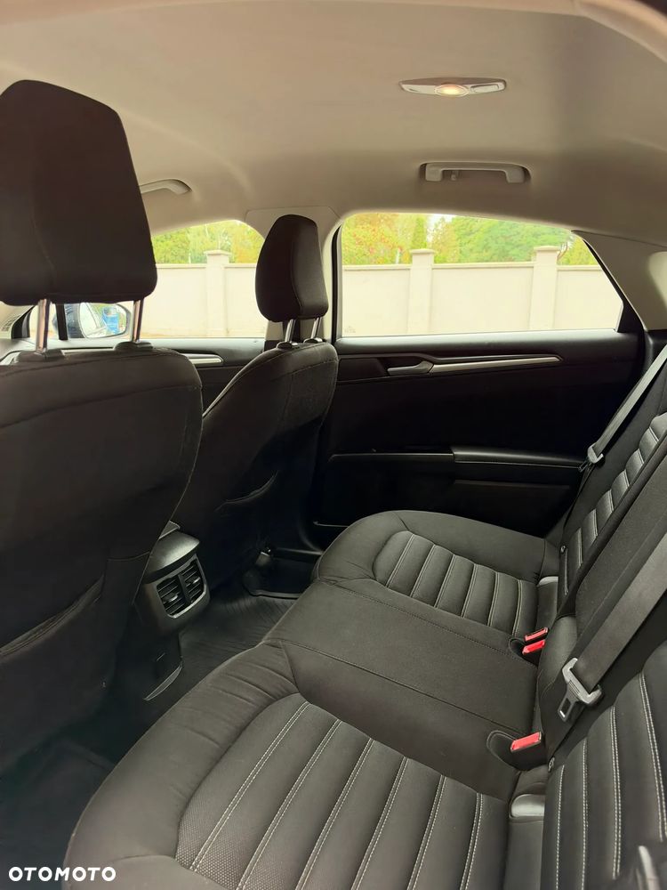 Ford Mondeo 2.0 TDCi Titanium - 25