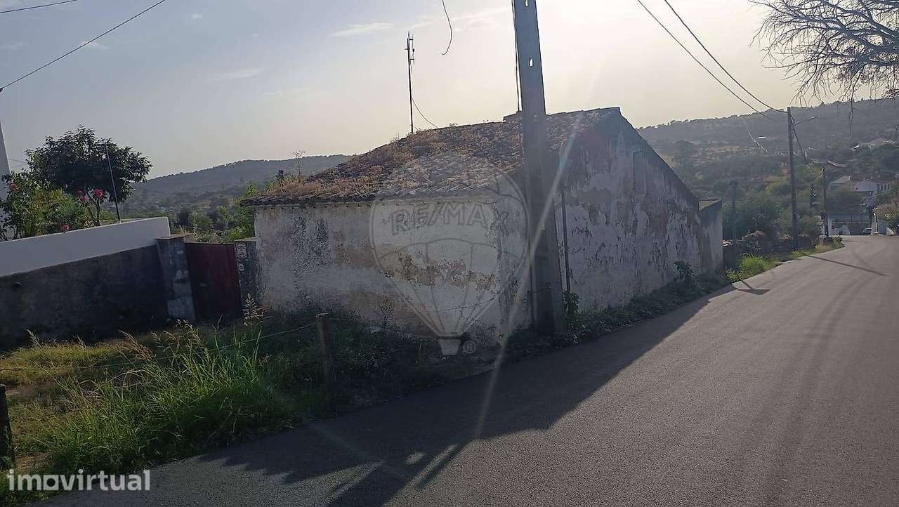 Moradia T2 para venda - Grande imagem: 2/10