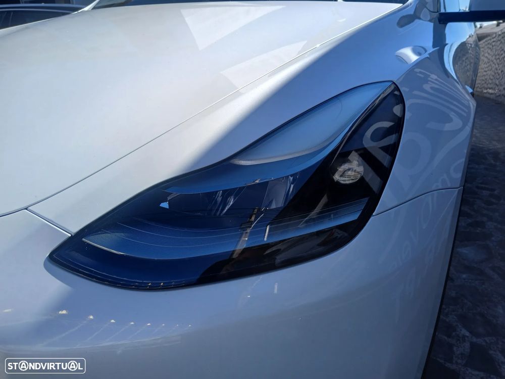 Tesla Model Y Performance Tração Integral - 12