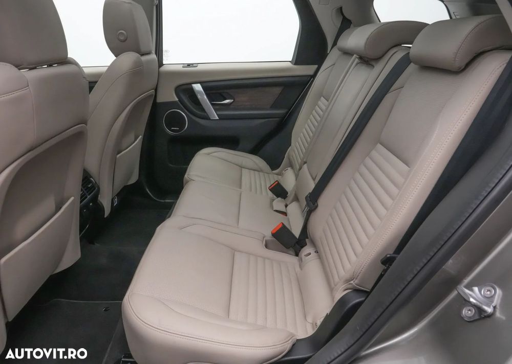 Land Rover Discovery Sport - 17