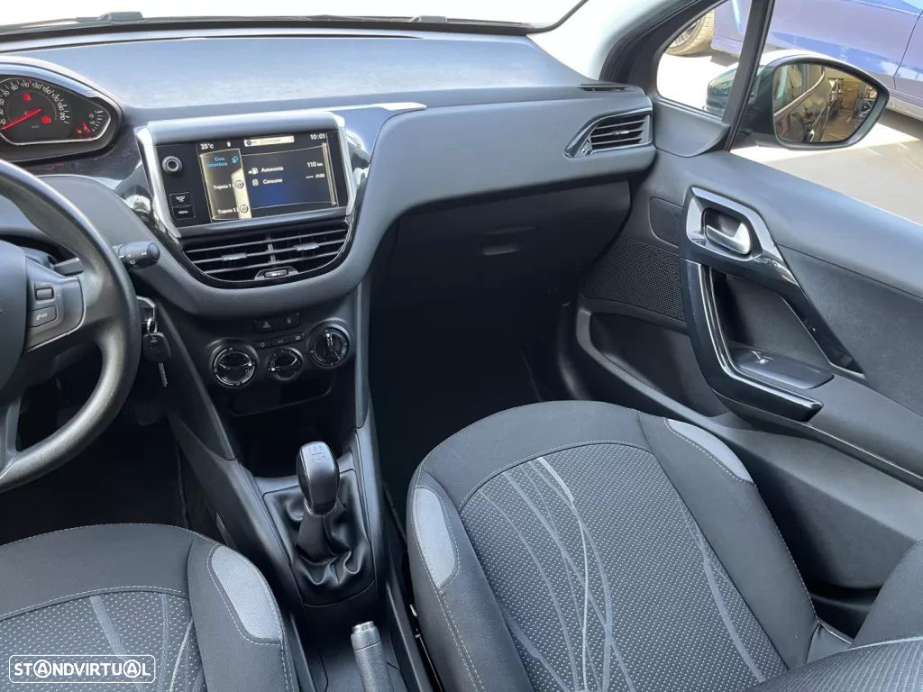 Peugeot 208 82 VTI Style - 25