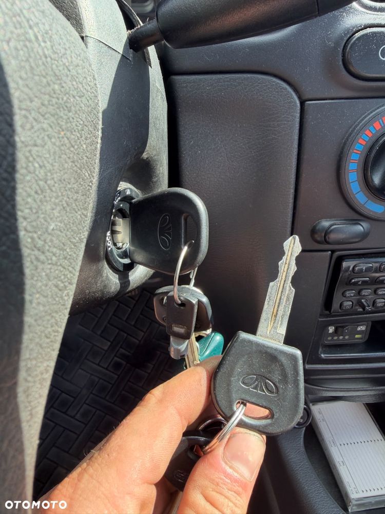 Daewoo Lanos 1.5 S - 25