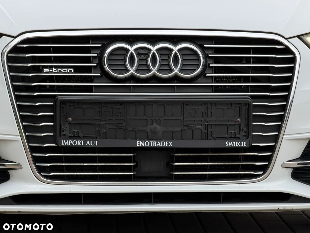 Audi A3 Sportback 1.4 TFSI e-tron S line Sportpaket - 24