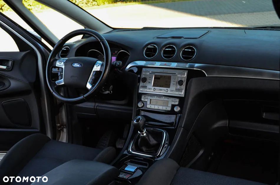 Ford S-Max 2.0 TDCi Ambiente - 32