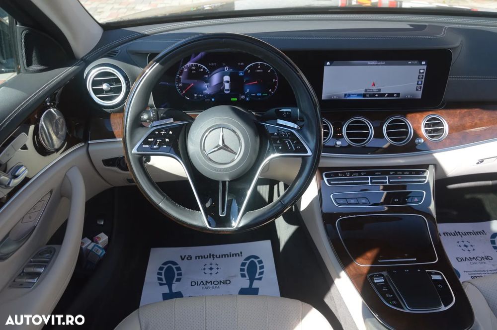 Mercedes-Benz E 300 d 4Matic T 9G-TRONIC Avantgarde - 9