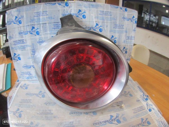 Farol Tras 156085857 ALFA ROMEO MITO FASE 1 2019 1.3JTD 90CV 3P PRETO ESQ ORIGINAL ALFA ROMEO MITO FASE 1  2010 1.3JTD 95CV 3P PRETO - 1