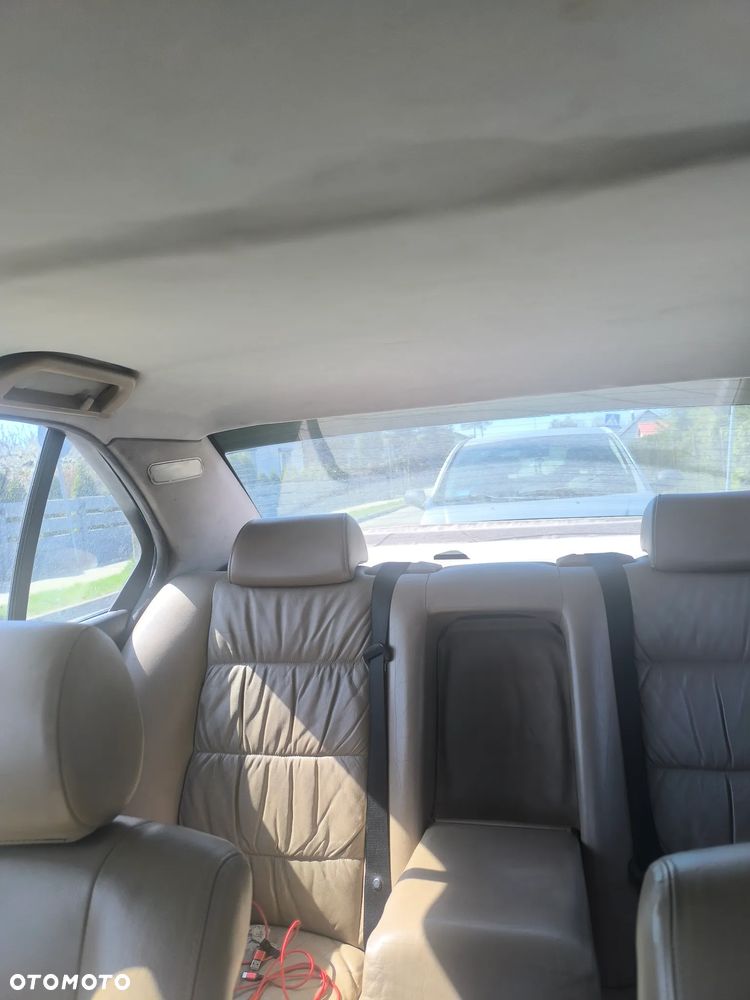 BMW Seria 5 520i - 13