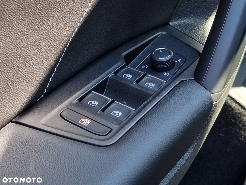 Volkswagen Tiguan 2.0 TDI SCR 4Mot R-Line DSG - 25