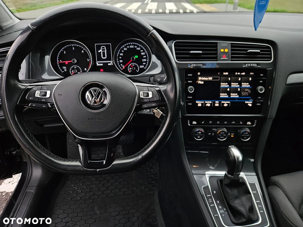 Volkswagen Golf Variant 2.0 TDI (BlueMotion Technology) DSG Highline - 16