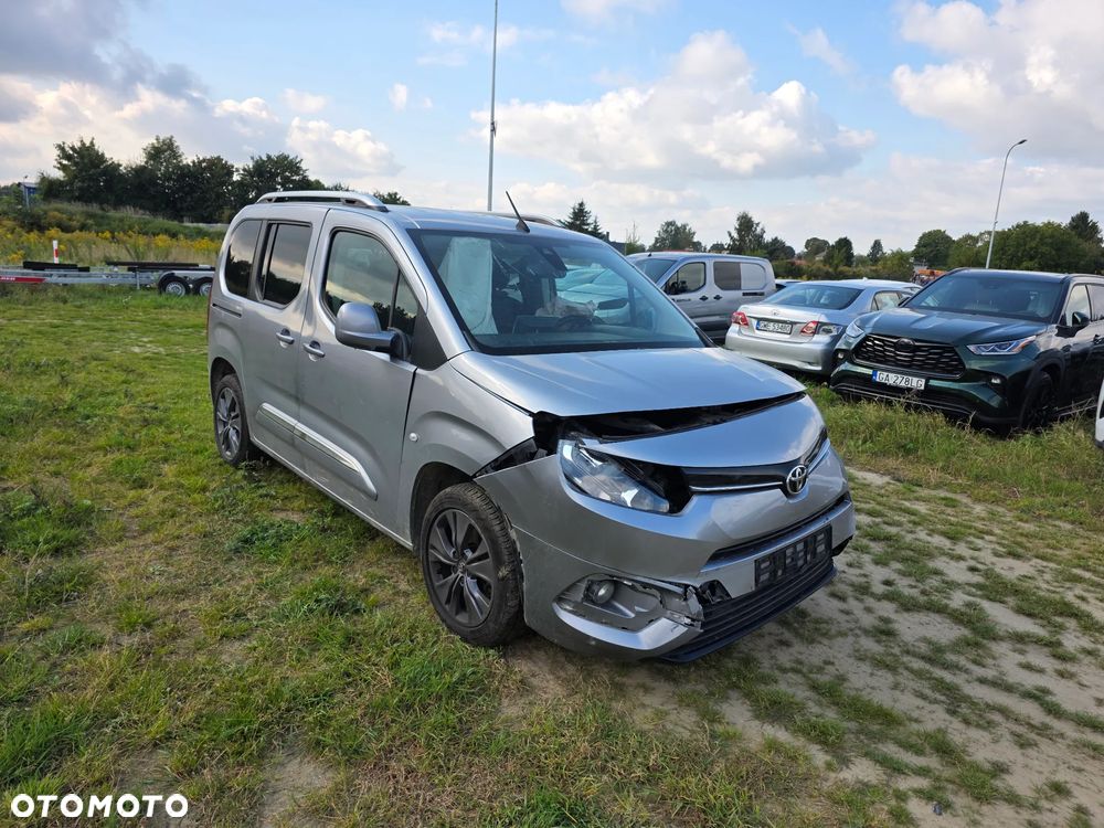Toyota Proace City Verso 1.5 D-4D Family - 3