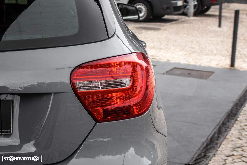 Mercedes-Benz A 180 CDI AMG Line - 11