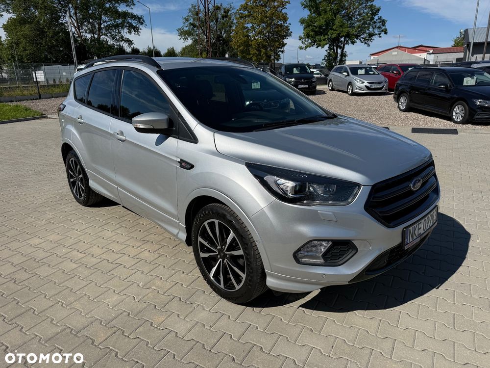 Ford Kuga 1.5 EcoBoost 2x4 ST-Line - 17