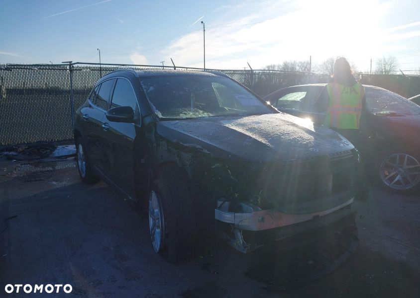 Mercedes-Benz GLA 250 4Matic 7G-DCT Urban - 6