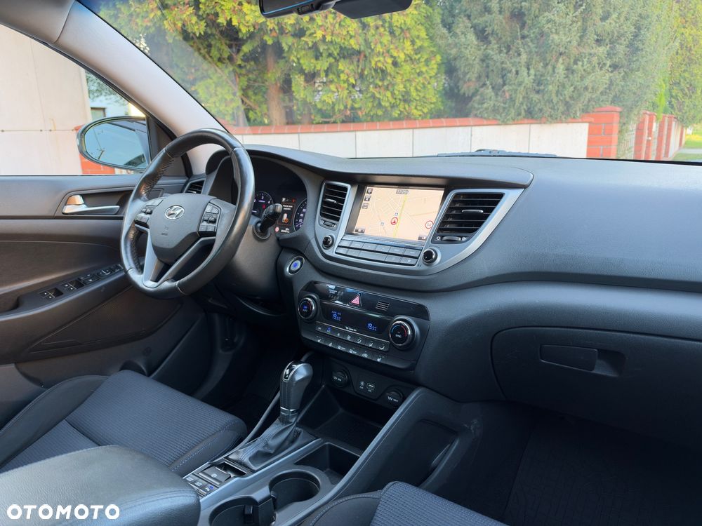 Hyundai Tucson 2.0 CRDI 4WD Automatik Premium - 18