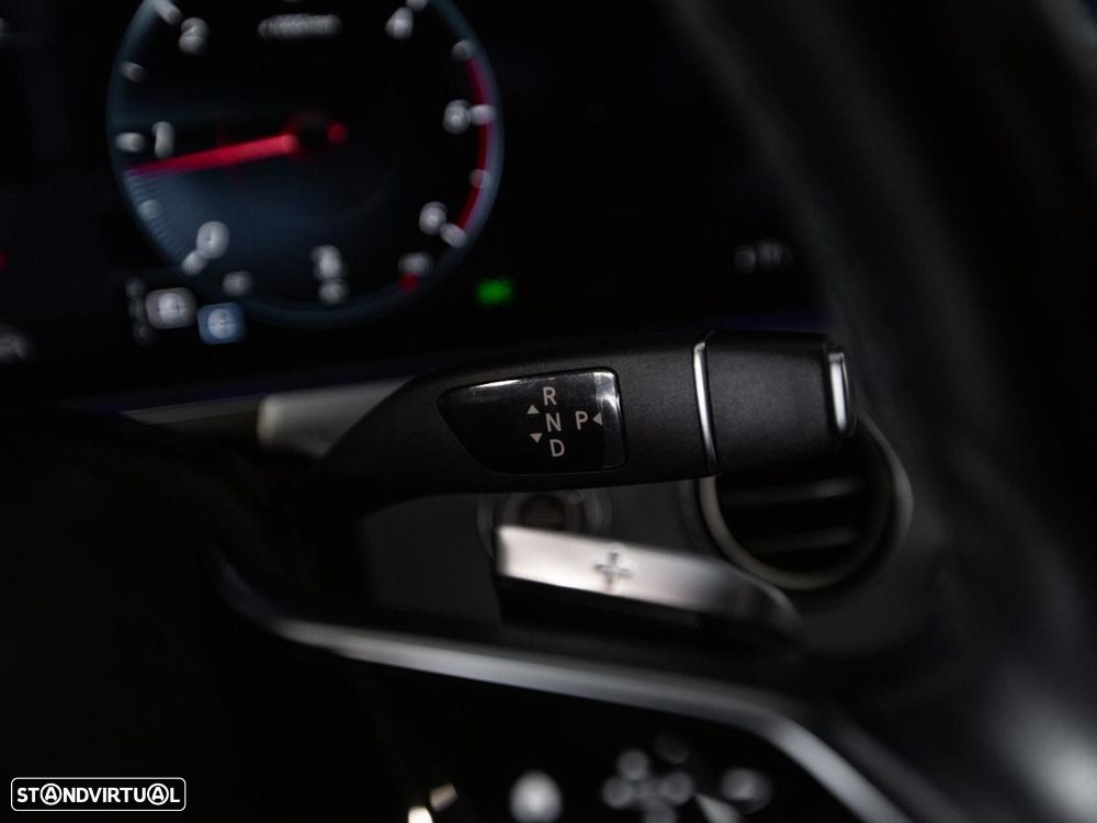 Mercedes-Benz E 220 d Avantgarde - 21