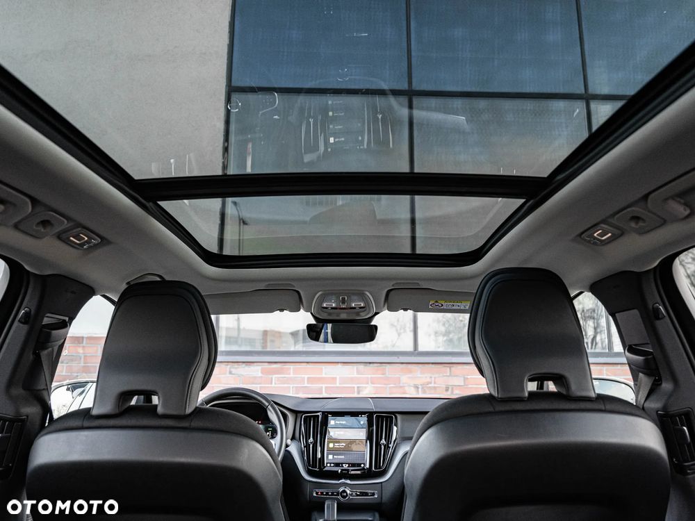 Volvo XC 60 T6 AWD Recharge Geartronic Inscription Expression - 40