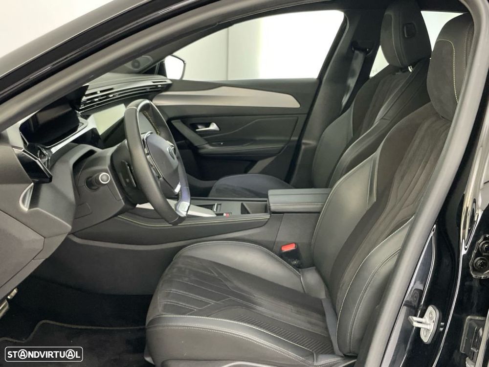 Peugeot 308 1.2 PureTech GT EAT8 — fotografia 11
