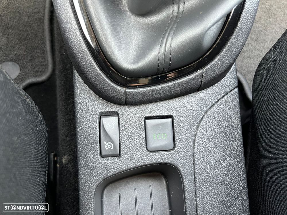 Renault Clio 1.5 dCi Comfort - 26
