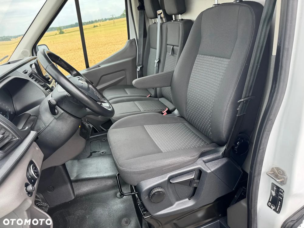 Ford Transit - 15