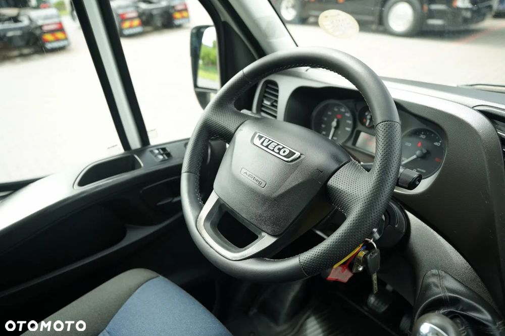 Iveco DAILY 35-120 / ZWYŻKA / PODNOŚNIK KOSZOWY MULTITEL MT 182 / 4 PODPORY / MANUAL / 2017 R - 28