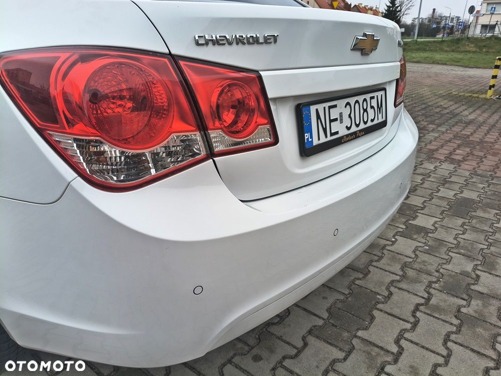 Chevrolet Cruze 2.0 LS - 39