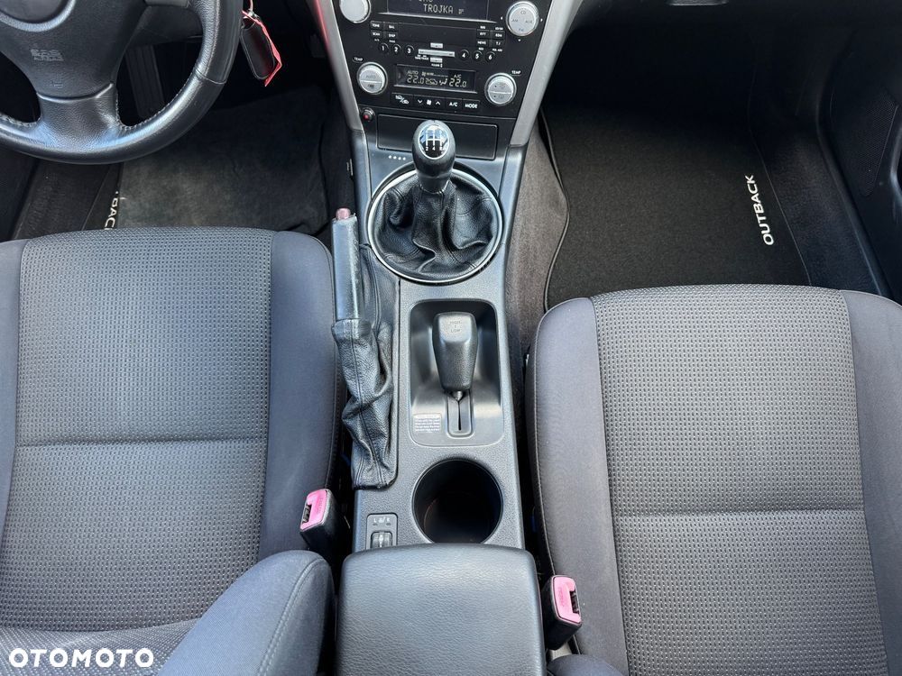 Subaru Outback 2.5 R Trend - 23
