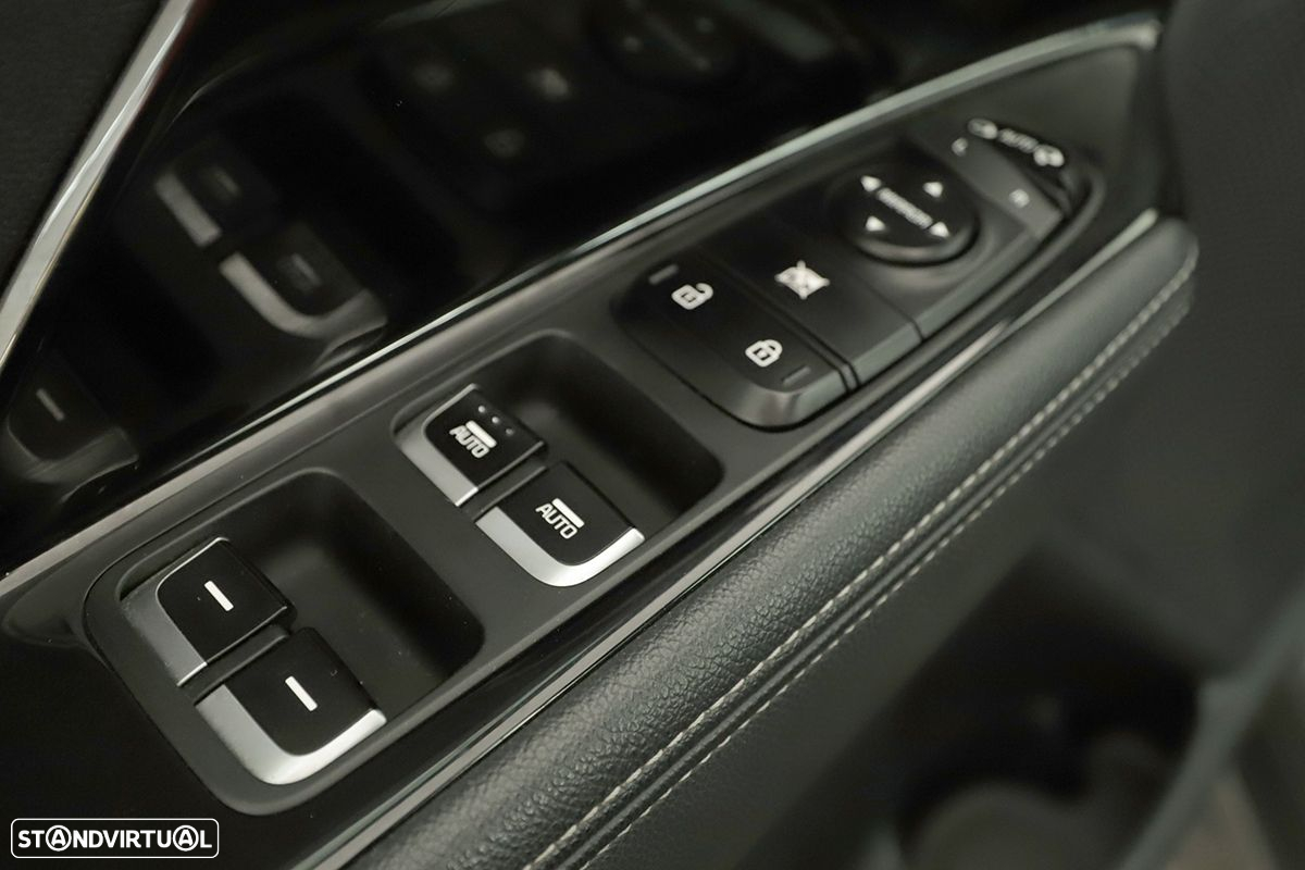 Kia Niro 1.6 GDi HEV - 19