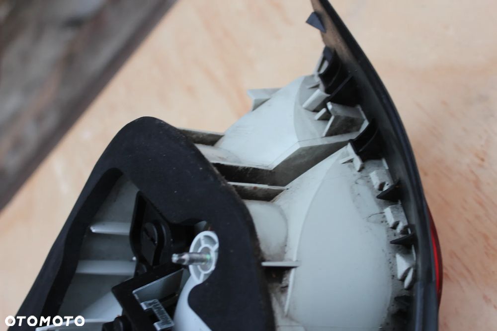 LAMPA TYLNA LEWA BMW E82 E88 COUPE CABRIO EU 6924519 2008 - 9