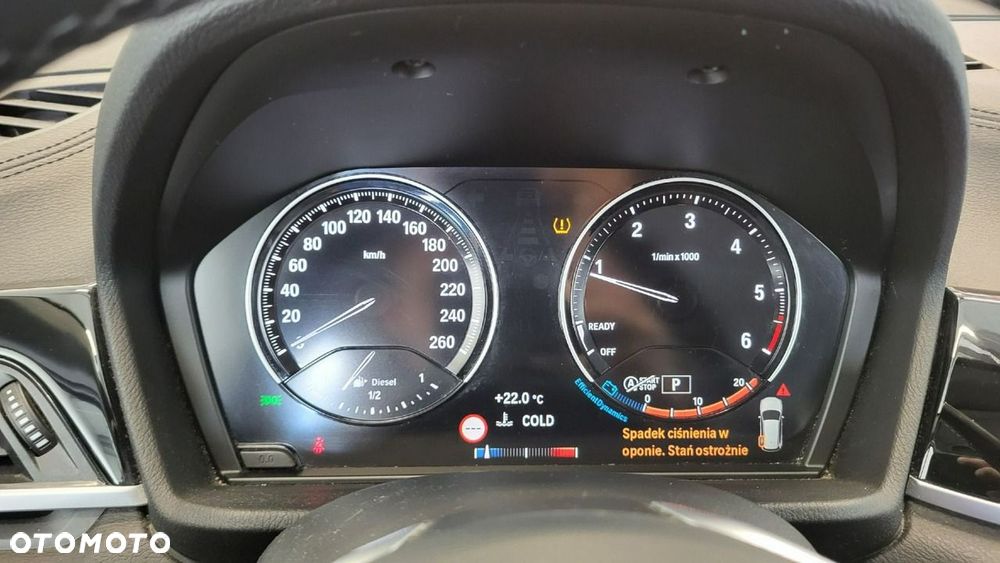 BMW X1 sDrive18d xLine - 14