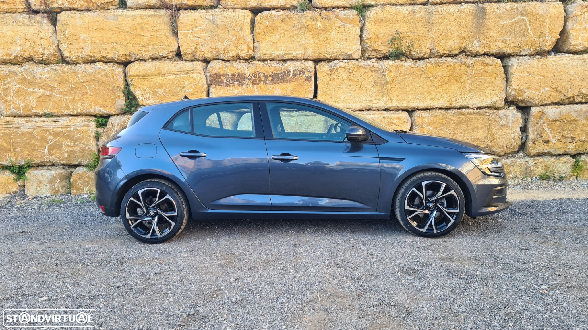 Renault Mégane 1.5 Blue dCi Intens EDC - 3