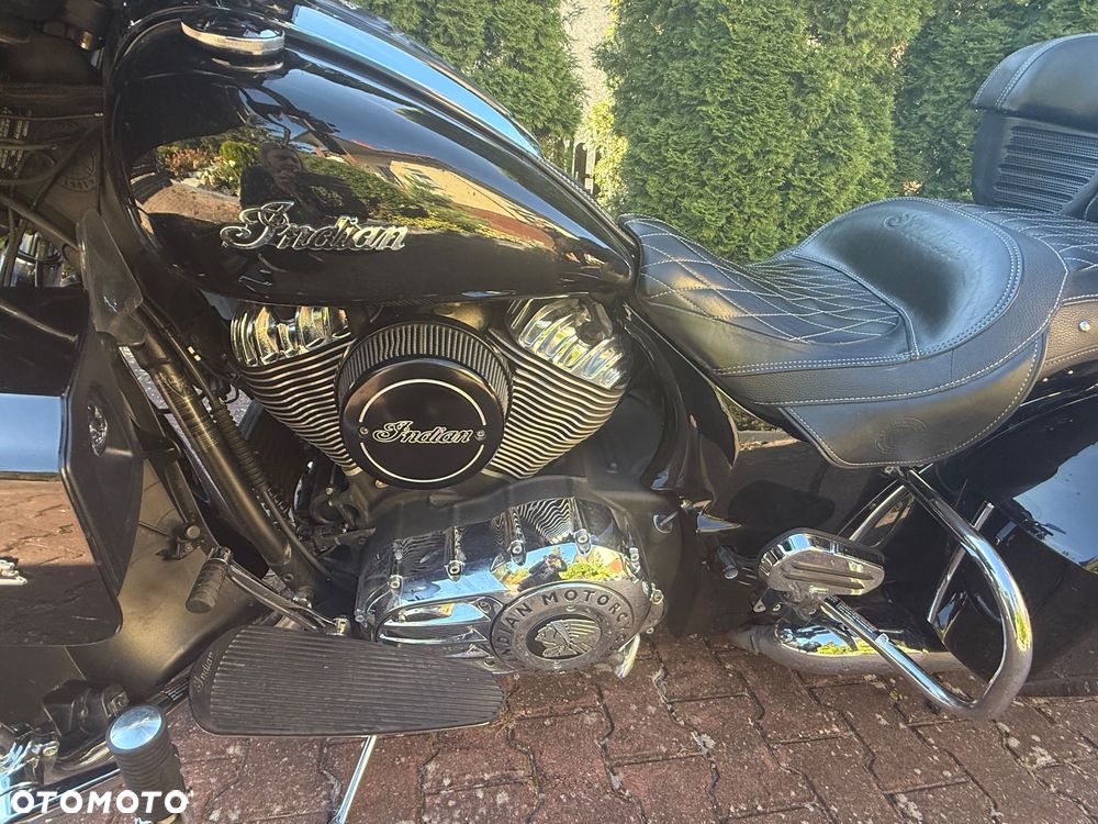 Indian Roadmaster - 8