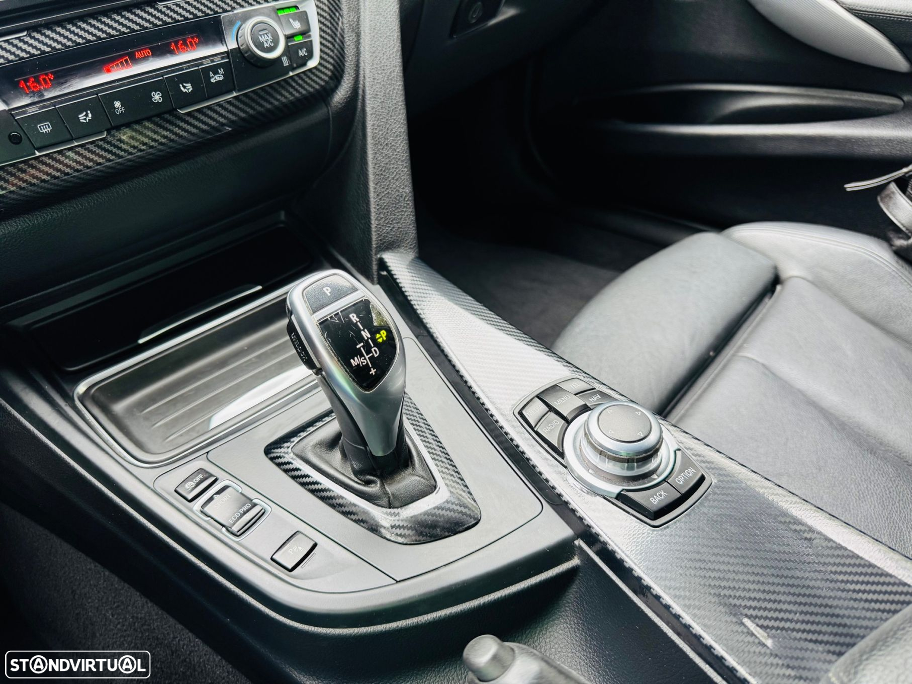 BMW 320 d Touring Auto Pack M - 37