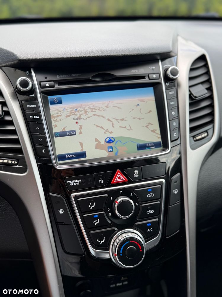 Hyundai i30 1.4 Trend - 35