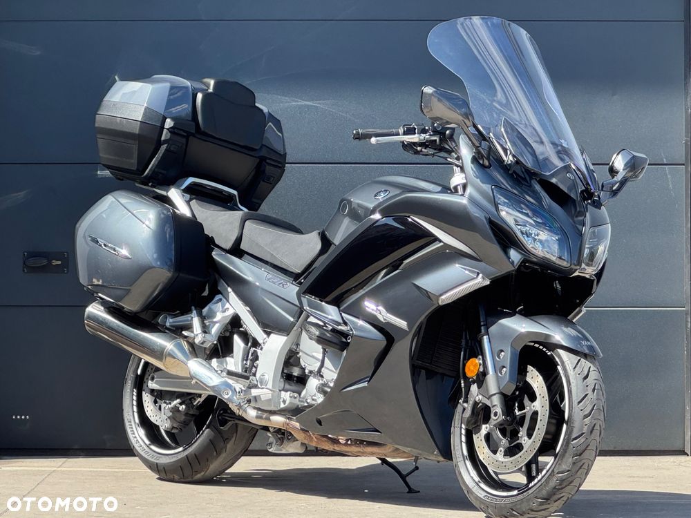 Yamaha FJR - 1