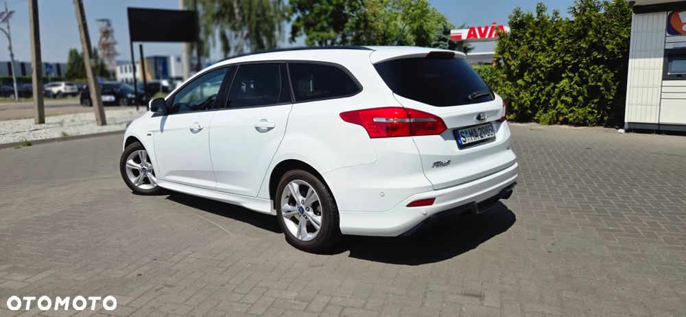 Ford Focus 1.5 EcoBoost STart-Stopp-System ST-LINE - 10