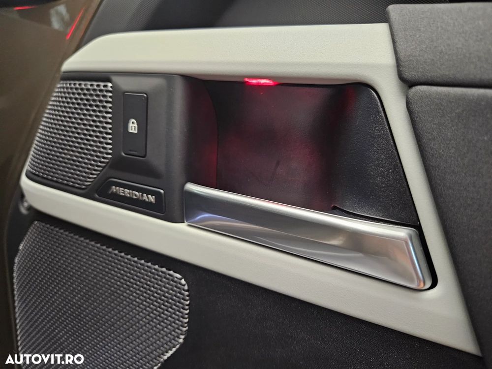 Land Rover Defender 110 3.0 D250 MHEV XS Edition - 29