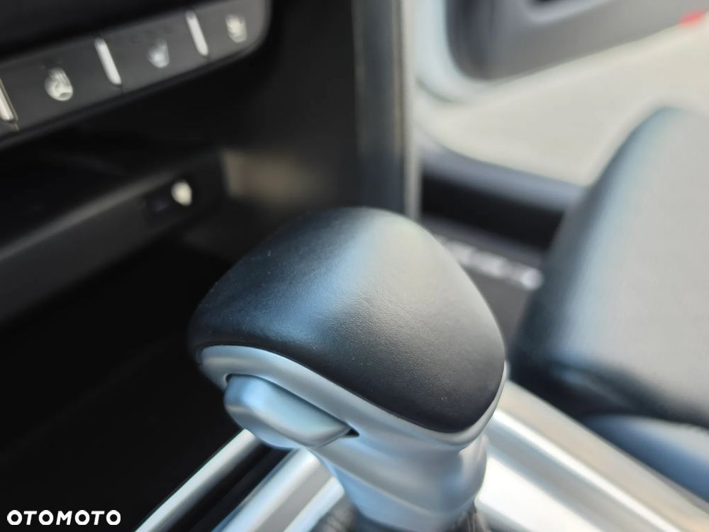 Kia Ceed 1.5 T-GDI DCT7 OPF (48V Mild Hybrid) Platinum Edition - 20