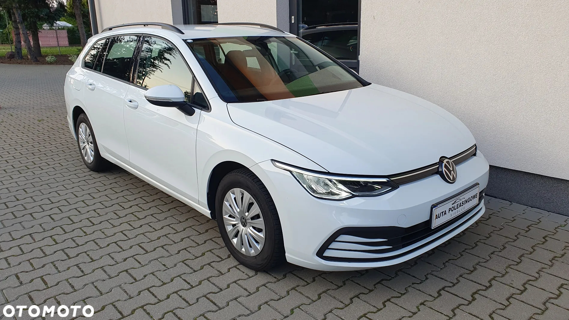 Volkswagen Golf VIII 1.0 TSI Life - 11