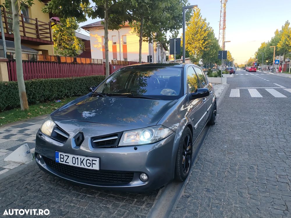 Renault Megane ver-1-6-confort-expression - 1