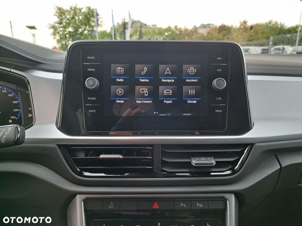 Volkswagen T-Roc 1.5 TSI Life Plus DSG - 26