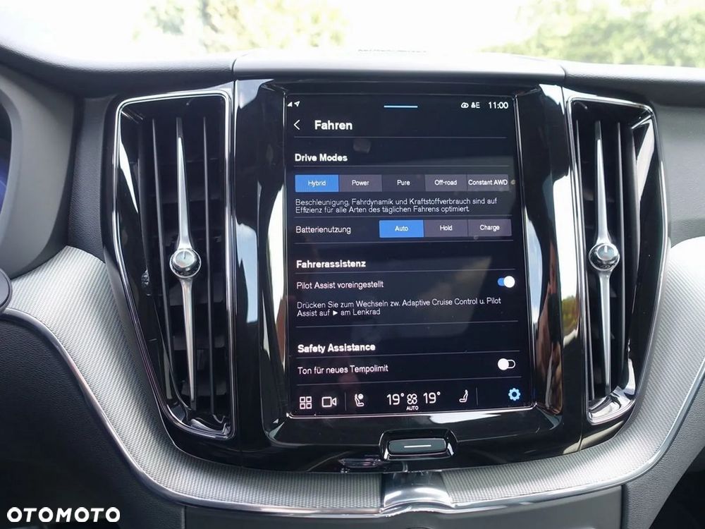 Volvo XC 60 T8 AWD Plug-in Hybrid Plus Black Edition - 25