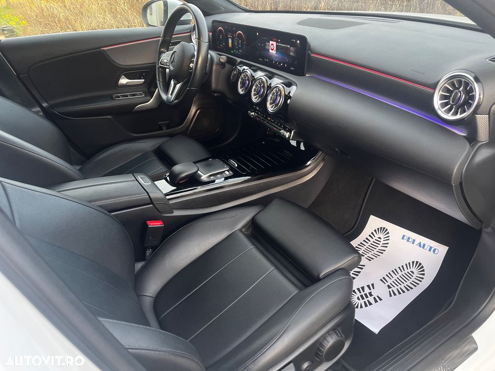 Mercedes-Benz A 250 e Sedan Aut. - 21