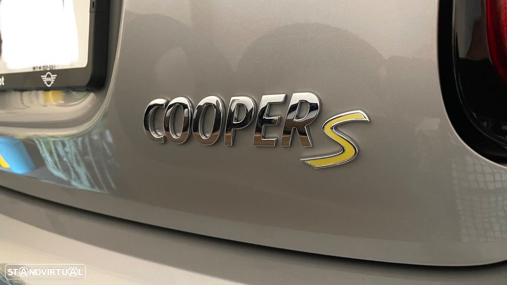 MINI 3 Portas Cooper SE - 16