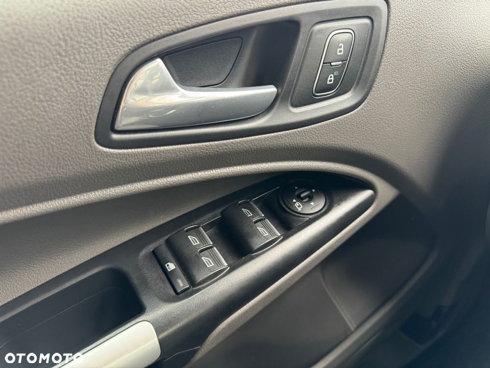 Ford Tourneo Connect Gr 1.5 EcoBlue Titanium PowerShift - 25