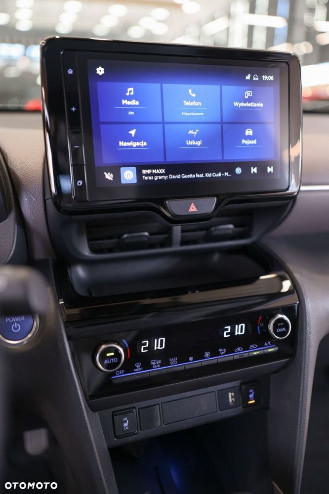 Toyota Yaris Cross - 19